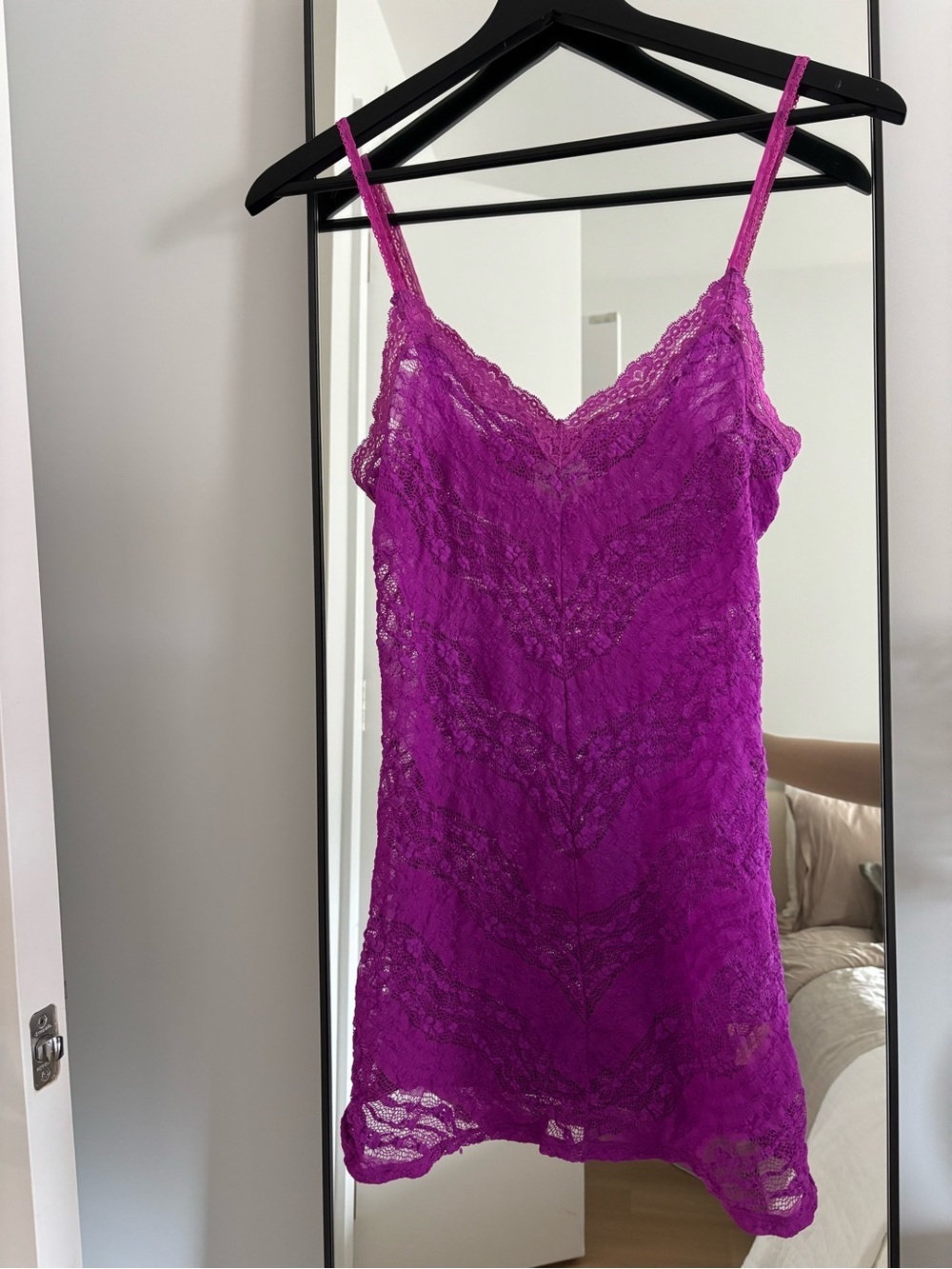 EUC Intimately FREE PEOPLE lace nightie slip